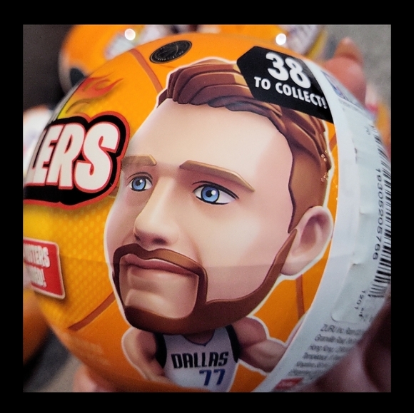 Zuru NBA Ballers Surprise Balls Set - Picture 7 of 16